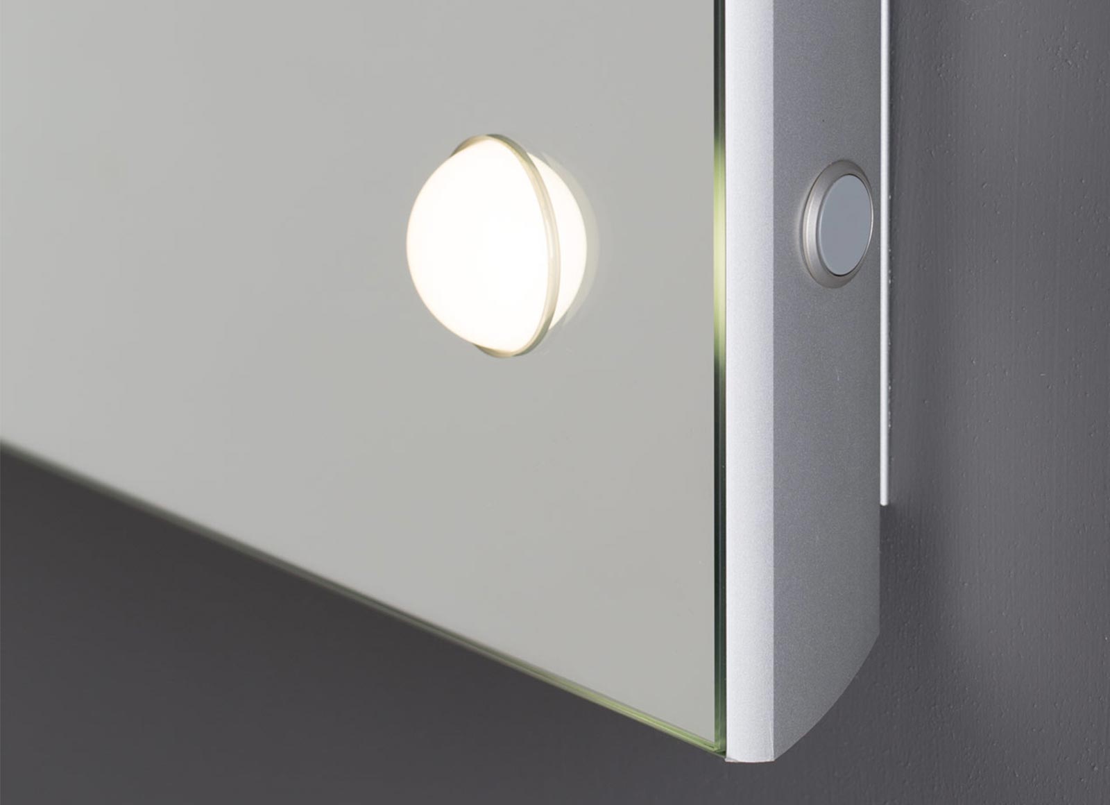 detail-MH-specchi-da-parete-1-hr specchio hollywood da parete