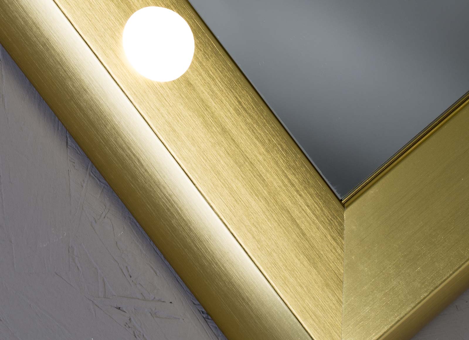 detail-SP-specchi-da-parete-3-hr detail-SP-specchi-da-parete-3-hr