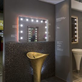 Specchio bagno MH01XL 1400x1020 16 lenti I-light e retroilluminazione