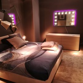 Unica illumina la camera da letto