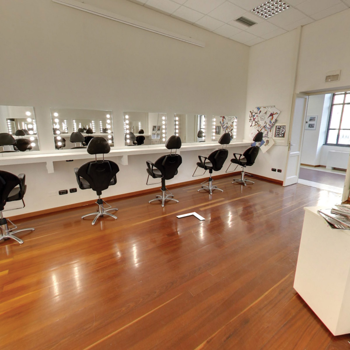 specchi-scuola-trucco-fornitura specchi-scuola-trucco-fornitura