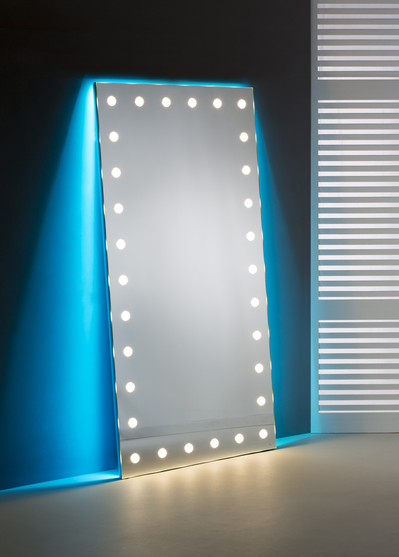 floor lenght mirror with lights and backlight