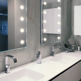 specchio bagno led doppio