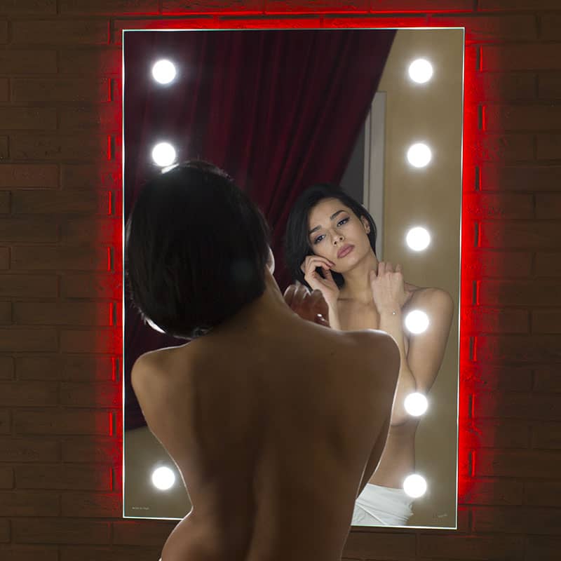 specchio trucco con luci e retroilluminazione
